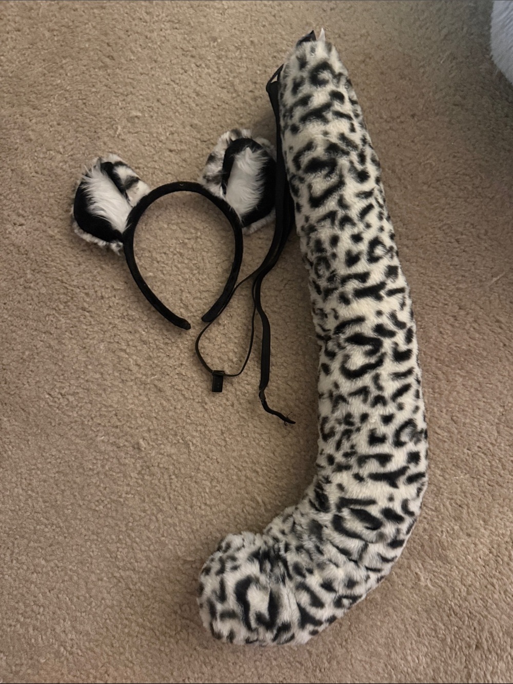 Snow Leopard Print Ear Headband and Tail Set - White/Black